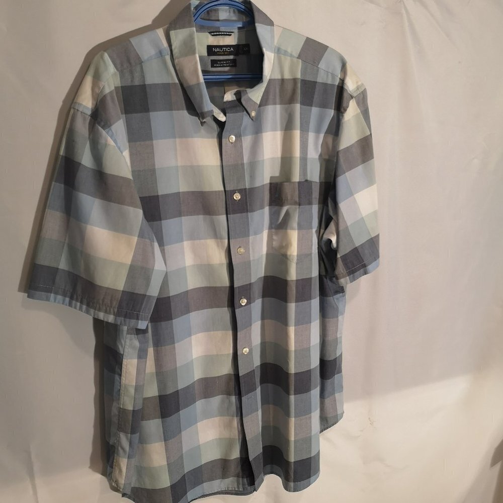 Nautica Men's Size XXL Short Sleeve Plaid shirt